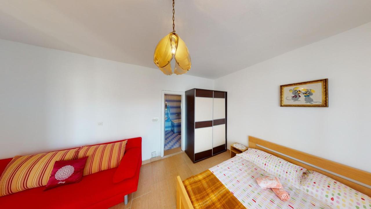 Apartments Riva Metajna Kültér fotó
